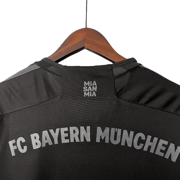 Bayern Munich 2023/24 Edición Especial Negro - CAMISETAS4ALL