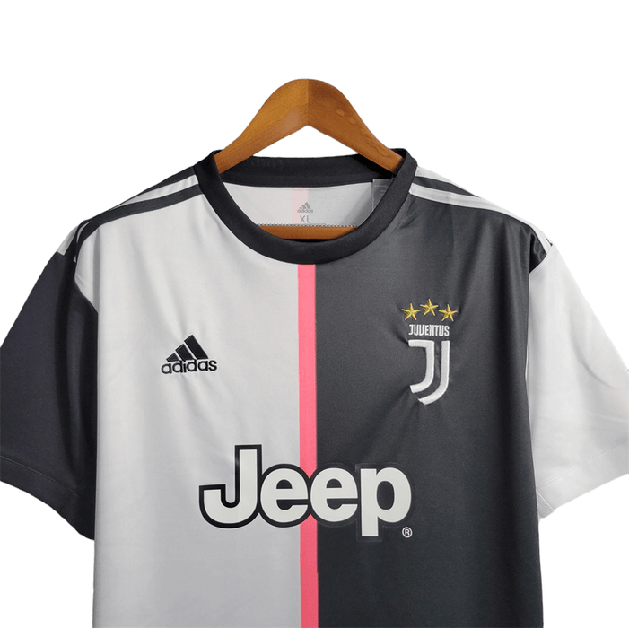 Juventus 19/20 Local