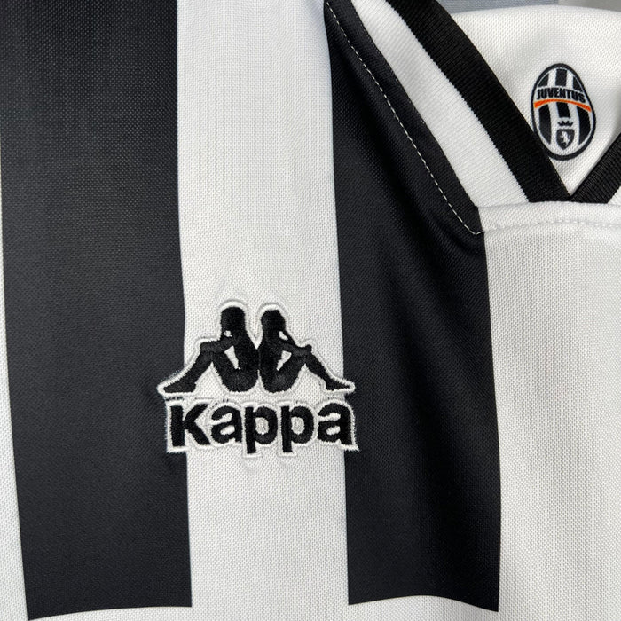 Juventus Retro 1996/97 Local