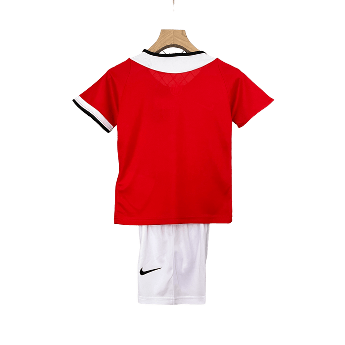 Manchester United Retro 05-06 NIÑOS Local