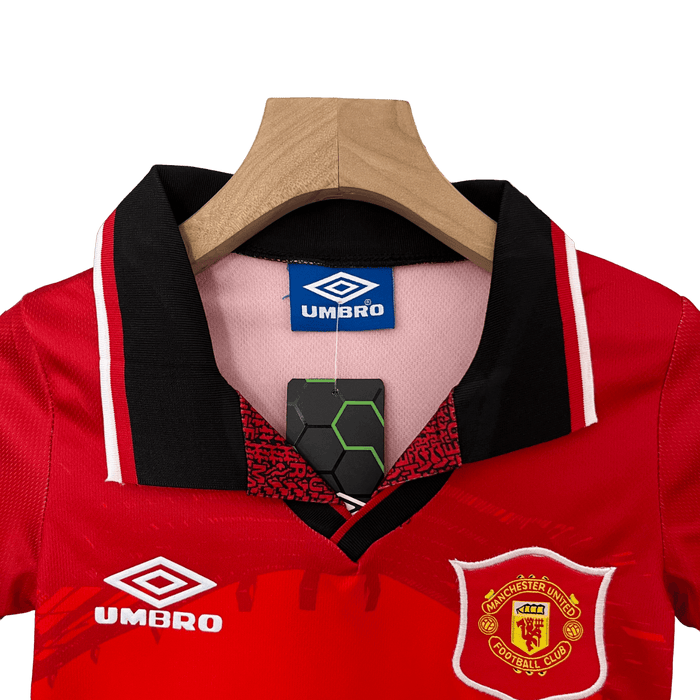 Manchester United Retro 94-96 NIÑOS Local