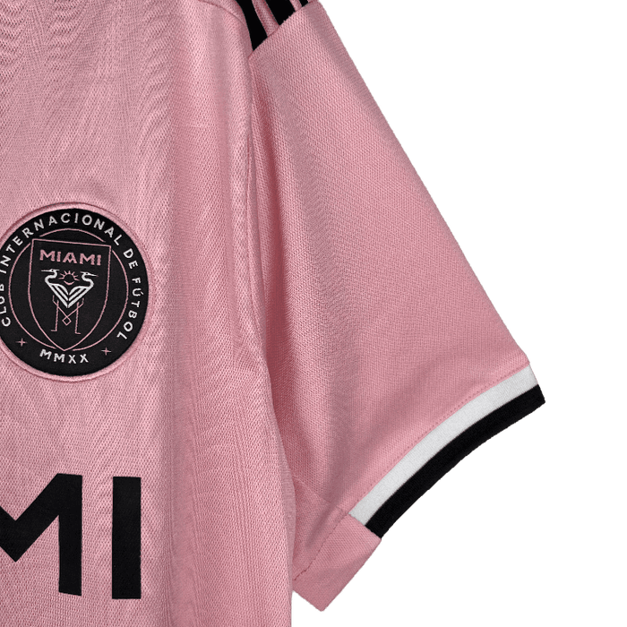 Miami 2023/24 Pink