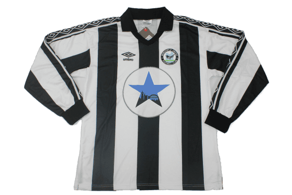 Newcastle Retro 80/82 Manga larga Local