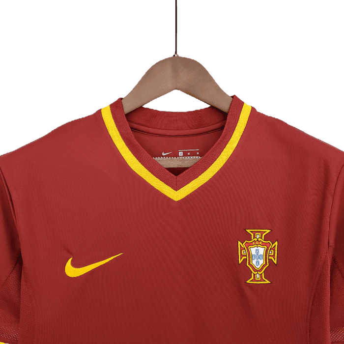 Portugal Retro 2000 home