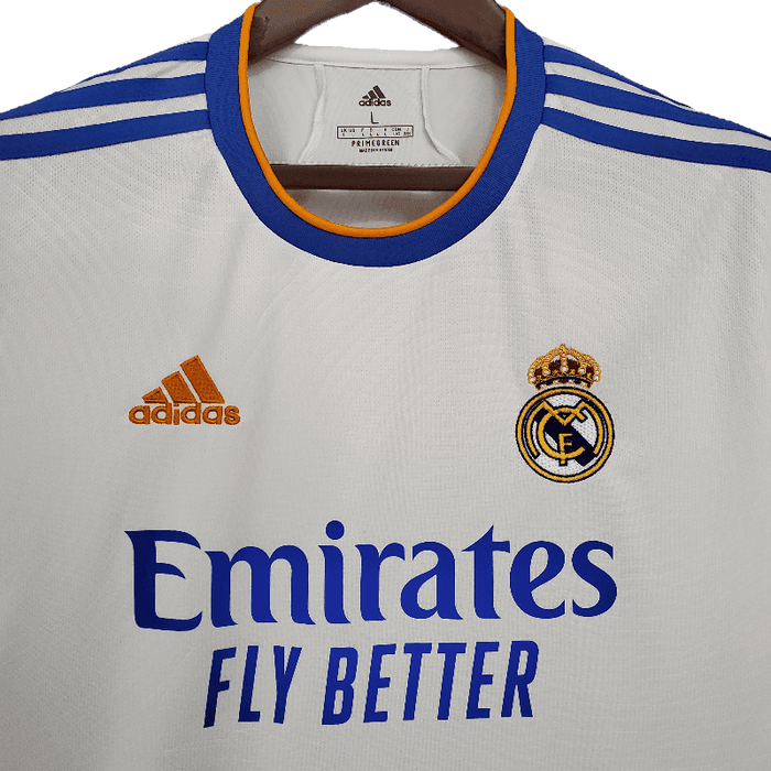 Real Madrid 2021/22 Local