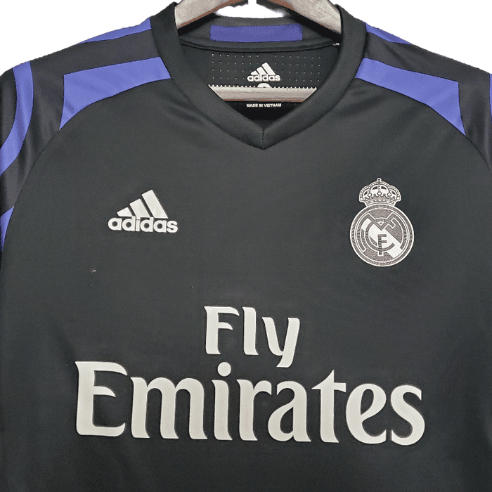 Real Madrid Retro 16/17 Tercero