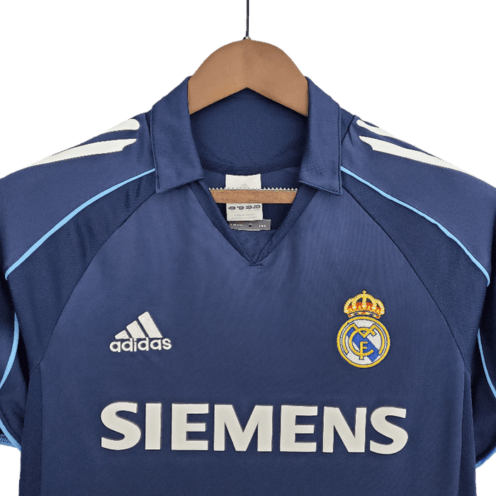 Real Madrid Retro 2005/06 Visitante