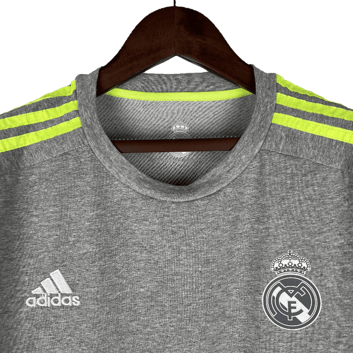 Real Madrid Retro 2015/16 Visitante